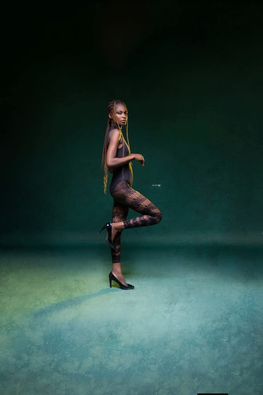 Michelle Bazie Editorial Mode 3